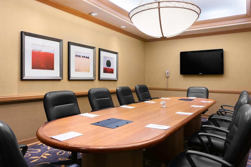 Embassy Suites By Hilton Pittsburgh International Airport - Coraopolis, PA