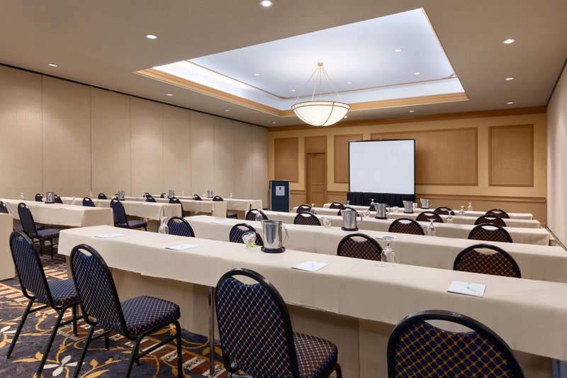 Embassy Suites By Hilton Pittsburgh International Airport - Coraopolis, PA