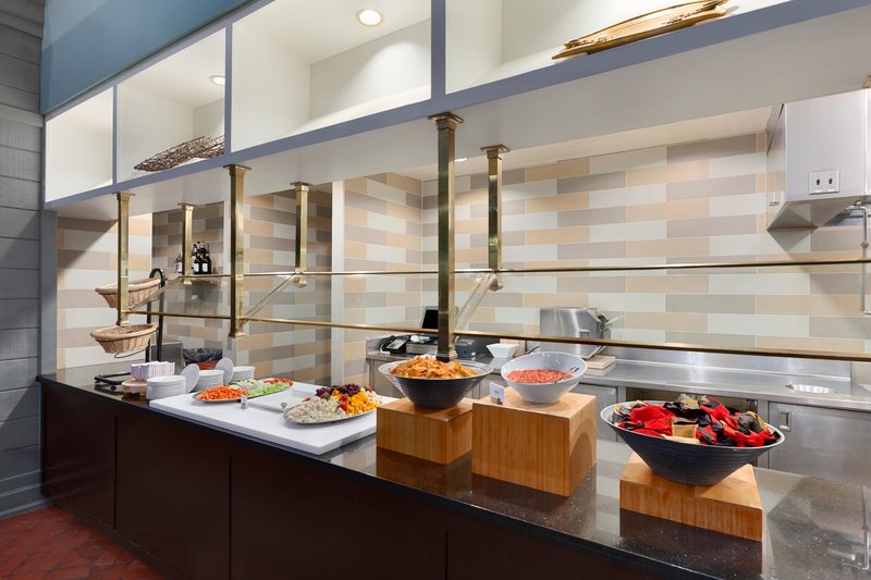 Embassy Suites By Hilton Pittsburgh International Airport - Coraopolis, PA