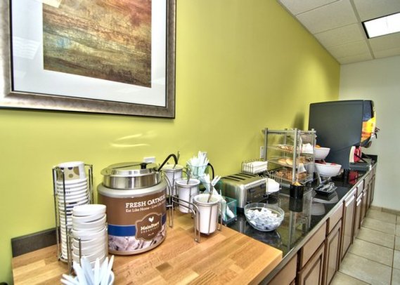 Mainstay Suites - Barnesville, PA
