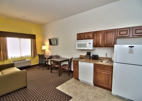 Mainstay Suites - Barnesville, PA