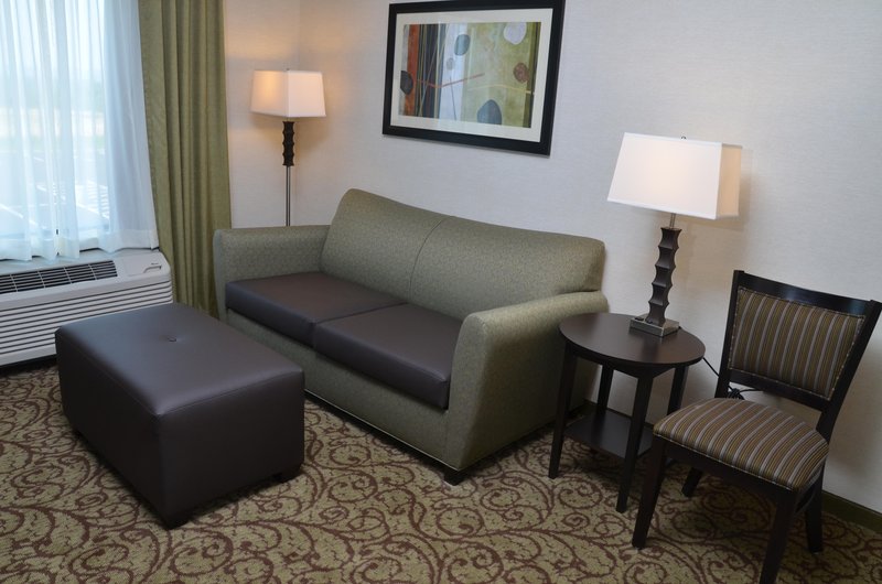 Hampton Inn-Sharon - West Middlesex, PA
