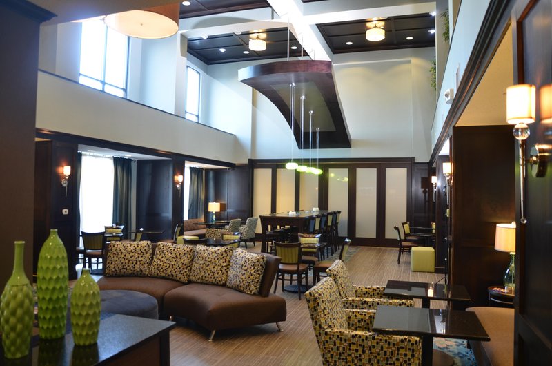 Hampton Inn-Sharon - West Middlesex, PA