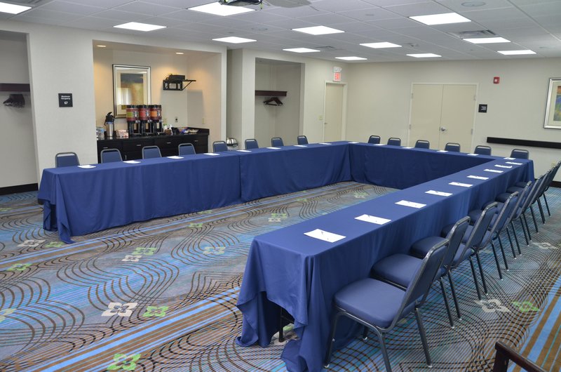 Hampton Inn-Sharon - West Middlesex, PA