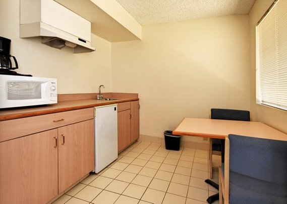 Rodeway Inn - Imperial, CA