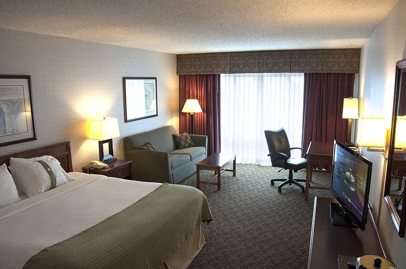 Holiday Inn UNIVERSITY PLAZA-BOWLING GREEN - Drake, KY