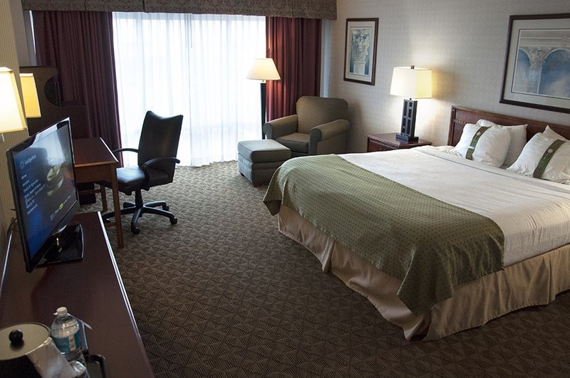 Holiday Inn UNIVERSITY PLAZA-BOWLING GREEN - Drake, KY