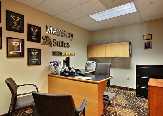 Mainstay Suites of Lancaster County - Mountville, PA