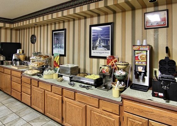 Quality Inn - Saint Ignace, MI