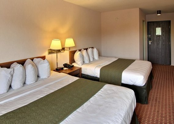 Quality Inn - Saint Ignace, MI
