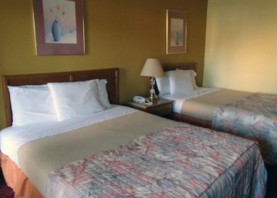 Knights Inn - Calhoun, GA