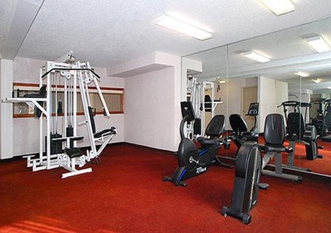 Rodeway Inn & Suites - Warren, MI