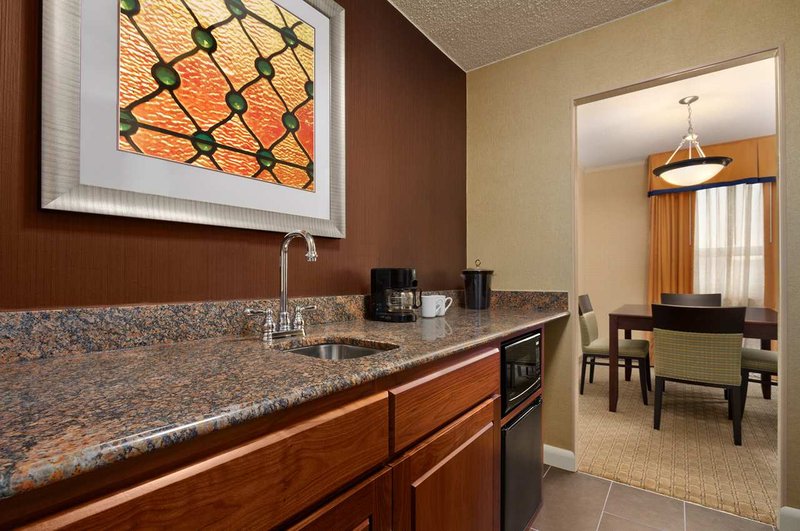 Embassy Suites By Hilton Baltimore Inner Harbor - Baltimore, MD