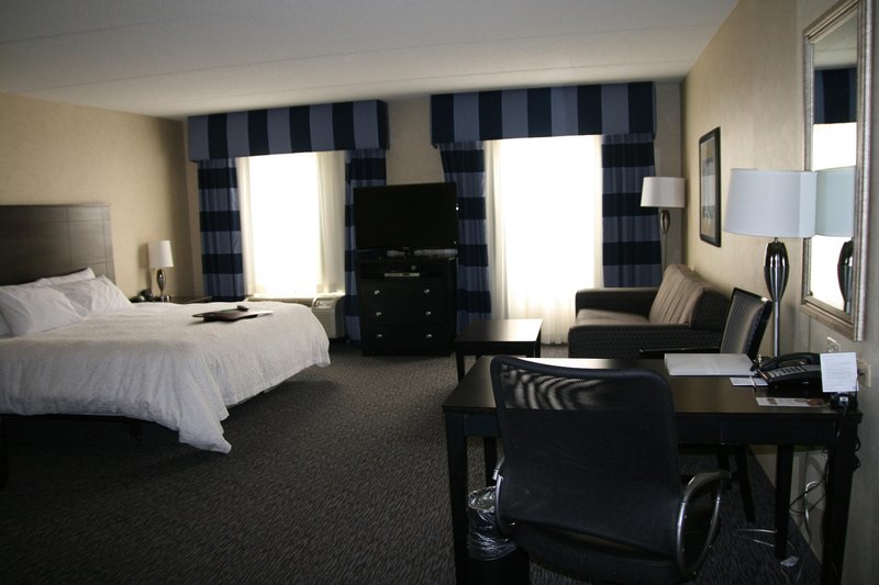 Hampton Inn Doylestown - Warrington, PA