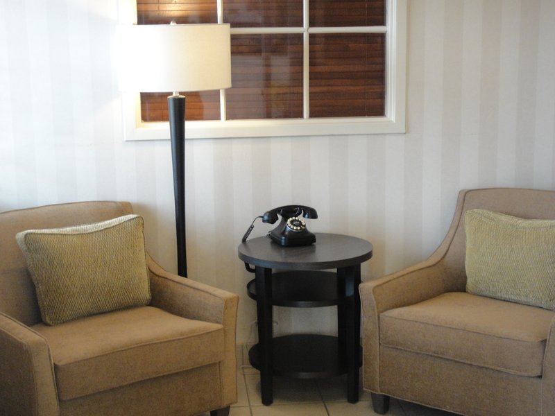 Candlewood Suites CHICAGO/NAPERVILLE - Warrenville, IL