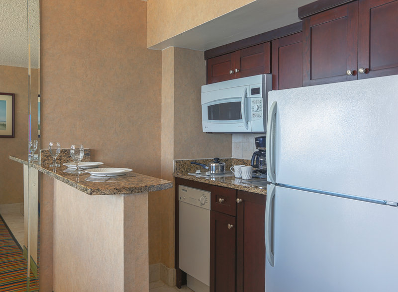Beach Quarters Resort Rsrvtns - Virginia Beach, VA