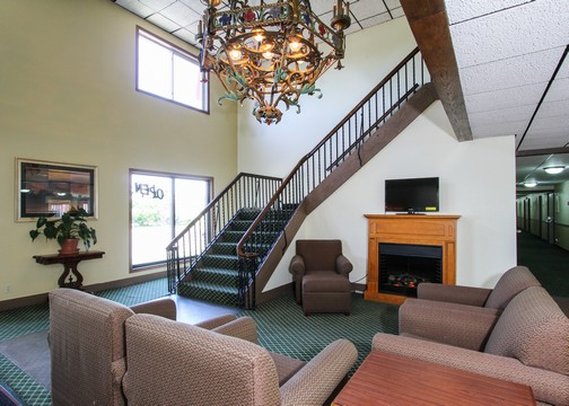 Econo Lodge - Austin, MN