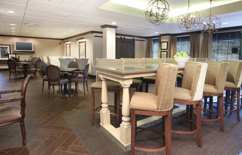 Hampton Inn Boston-Peabody - Peabody, MA