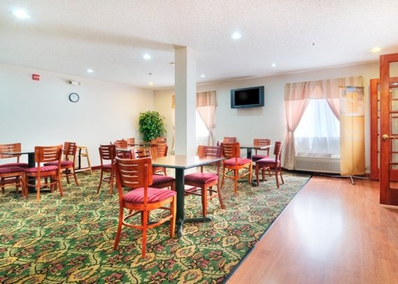Quality Inn - Sycamore, IL