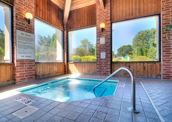 Quality Inn - Sycamore, IL