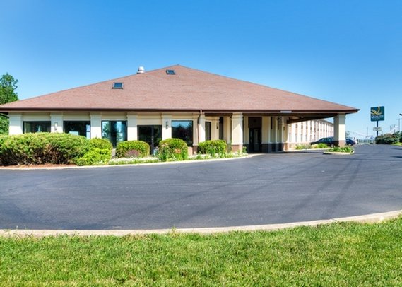 Quality Inn - Sycamore, IL