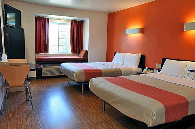 Motel 6 - Huron, OH