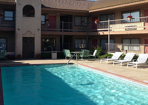 Valley Harvest Inn Motel - Soledad, CA
