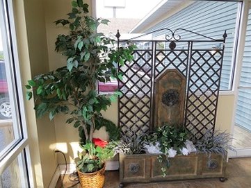 Bluffs Inn - Decorah, IA