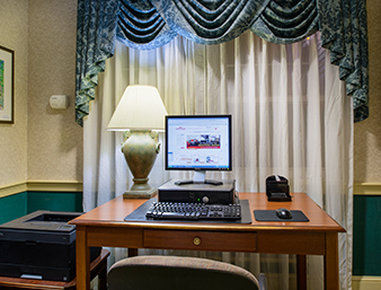 Hawthorn Suites By Wyndham Franklin - Franklin, MA