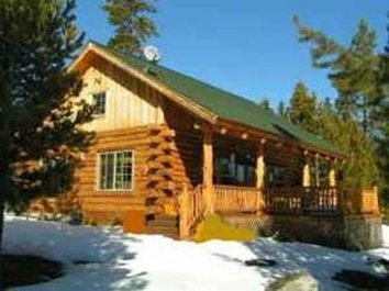 DiamondStone Guest Lodges - La Pine, OR