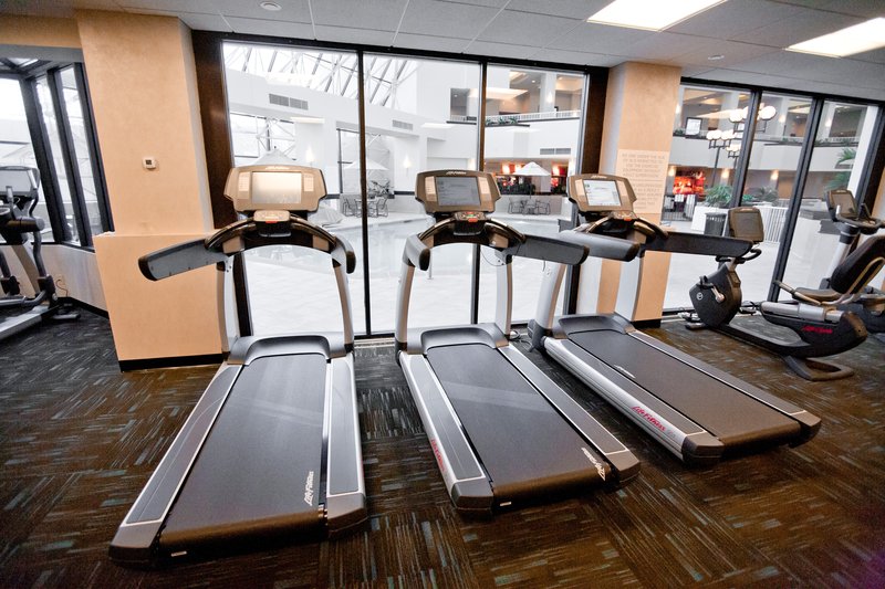 Crowne Plaza ST. LOUIS AIRPORT - Bridgeton, MO