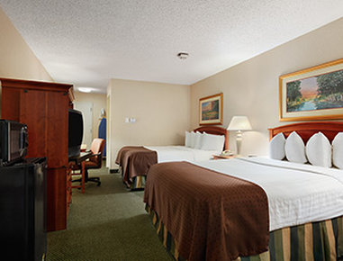 Ramada-Topeka West - Topeka, KS