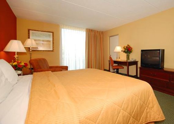 Best Western Plus North Shore - Danvers, MA