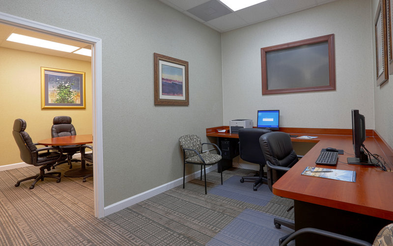 Beach Quarters Resort Rsrvtns - Virginia Beach, VA