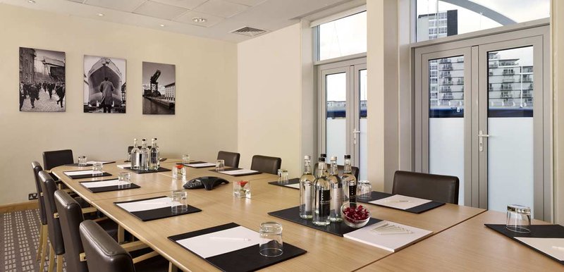 Western Inn & Suites - Winona, MS