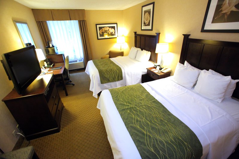 Comfort Inn & Suites Paramus - Paramus, NJ