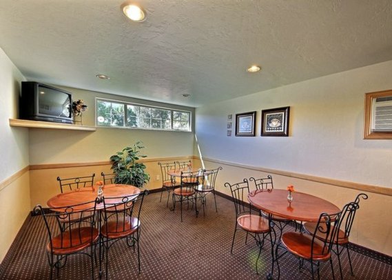 Rodeway Inn - Gunnison, CO