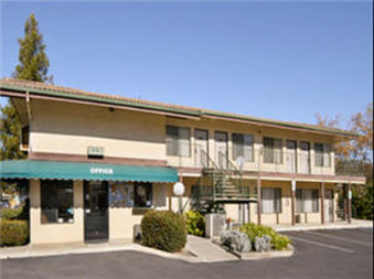 Super 8 Atascadero - Atascadero, CA