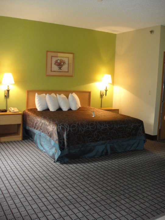 Americas Best Value Inn - Geneseo, IL