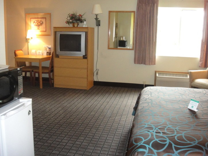 Americas Best Value Inn - Geneseo, IL