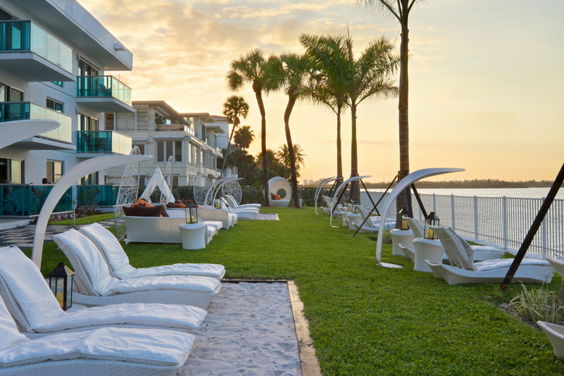 Bal Harbour Quarzo - Bay Harbor Islands, FL