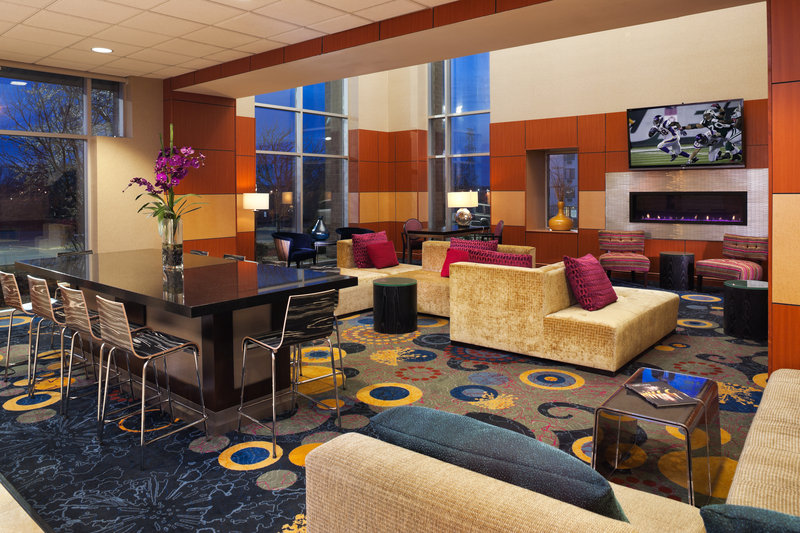 Radisson Hotel Minneapolis/St. Paul North - Roseville, MN
