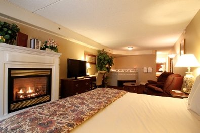 Fireside Inn & Suites - West Lebanon, NH