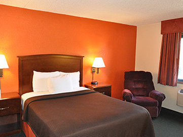 Americinn - Plymouth, WI