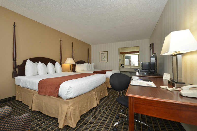 Best Western Green Tree Inn - Clarksville, IN