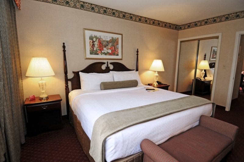 Crowne Plaza NASHUA - Nashua, NH