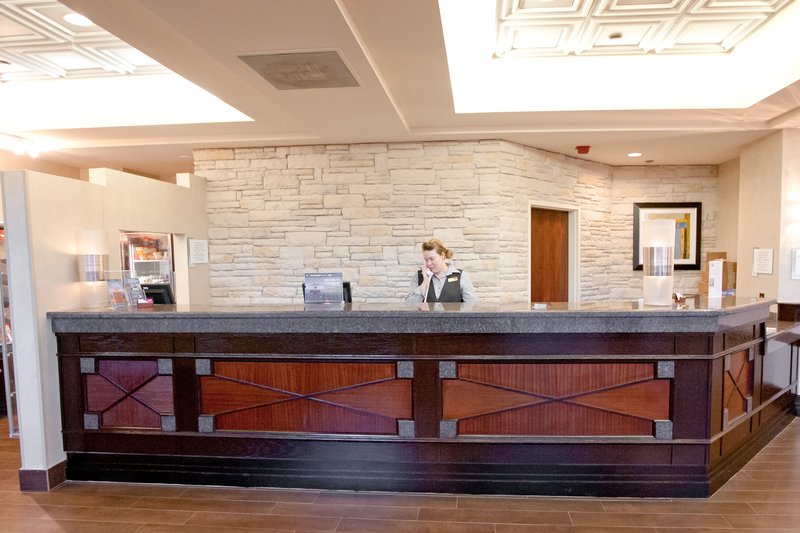 Crowne Plaza ST. LOUIS AIRPORT - Bridgeton, MO