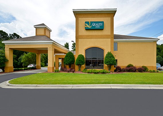 Quality Inn - Warsaw, NC