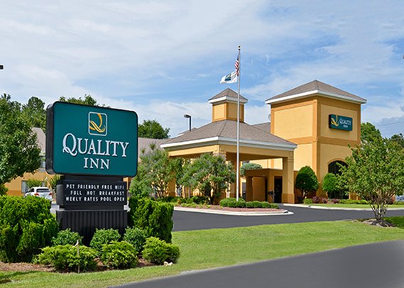 Quality Inn - Warsaw, NC