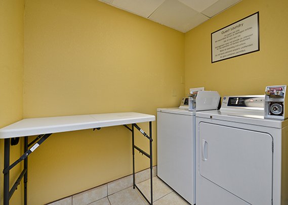 Quality Inn - Warsaw, NC